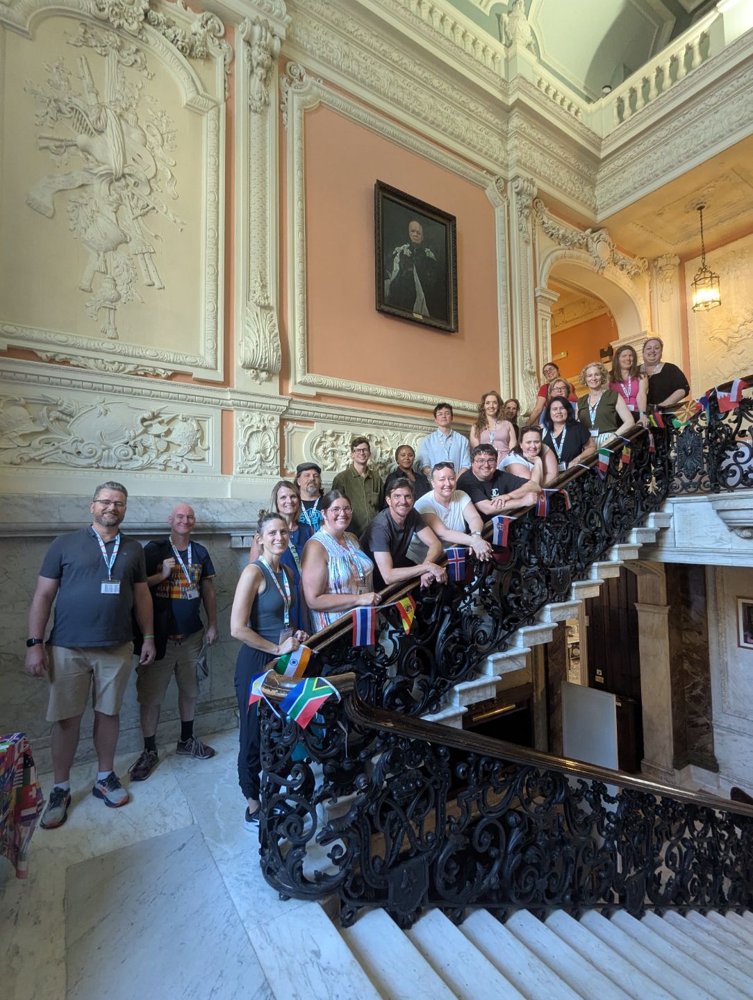 ESU%20US%20Globe%20teachers%20at%20Dartmouth%20House%20(vertical%20staricase%20pic).jpg